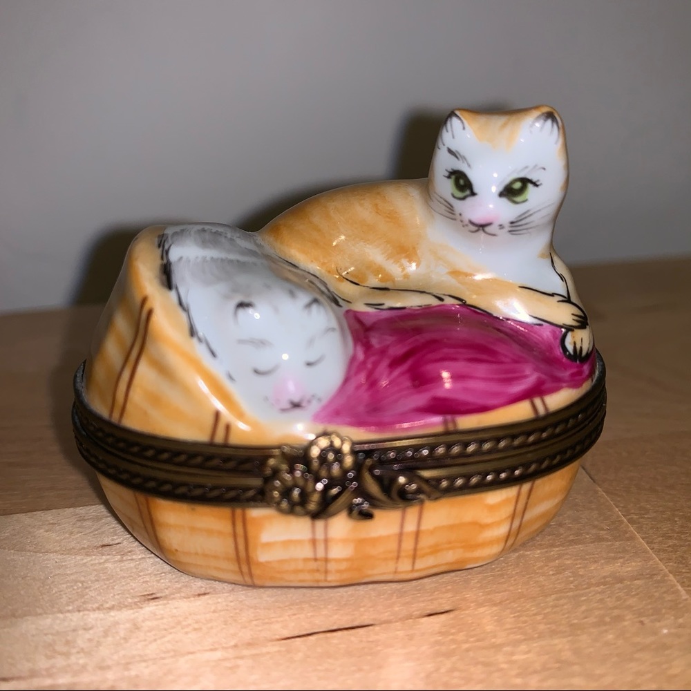Vintage Limoges Cat Kitten Basket Porcelain Box